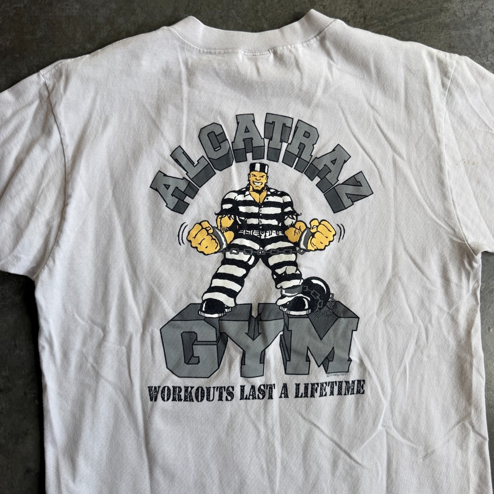 Vintage Crazy Shirts Alcatraz Gym Double Sided Graphic Shirt Mens Medium Hawaii - Picture 3 of 12